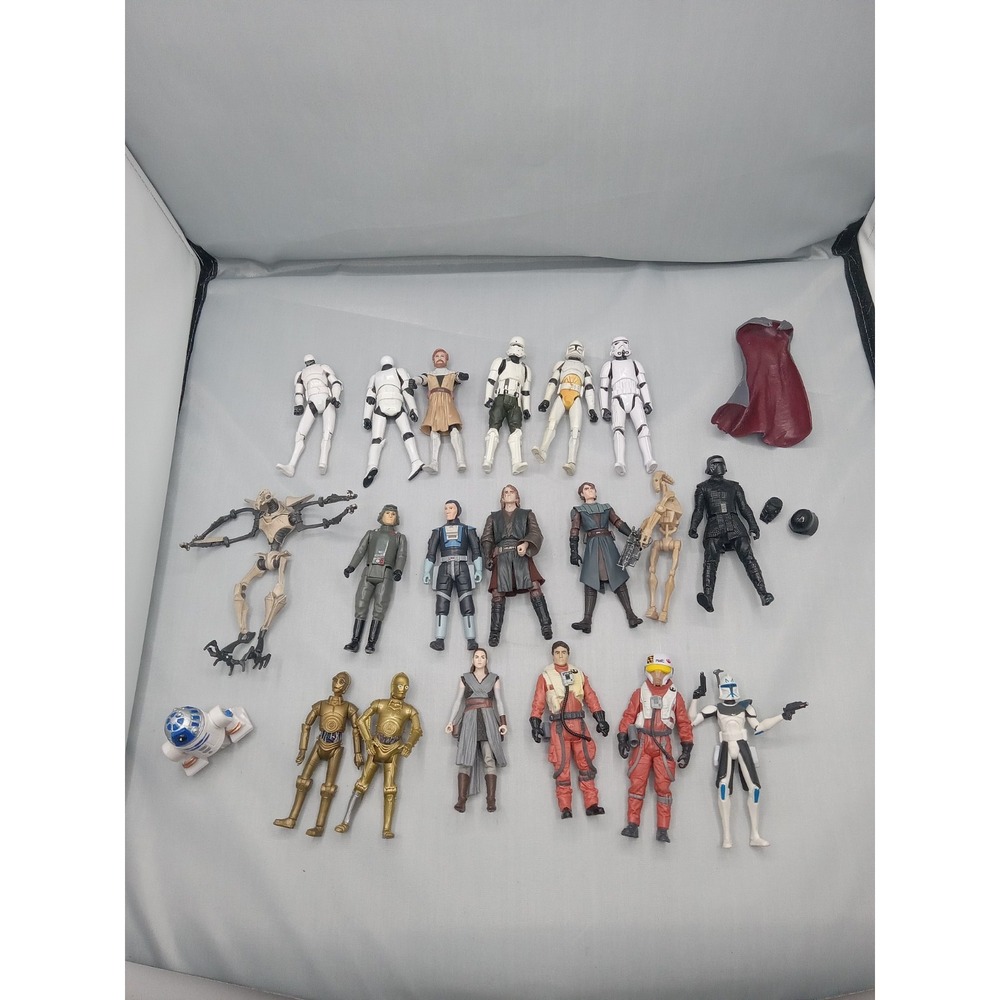 Star Wars Mixed Toy Action Figure Bundle 20 Mixed Lot & Different‎ Dates